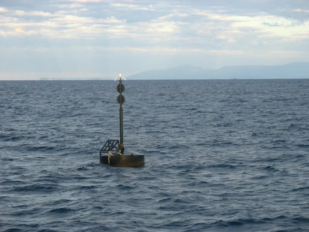 Marker buoy in open water above the SS Yongala wreck off Cape Bowling Green, Queensland